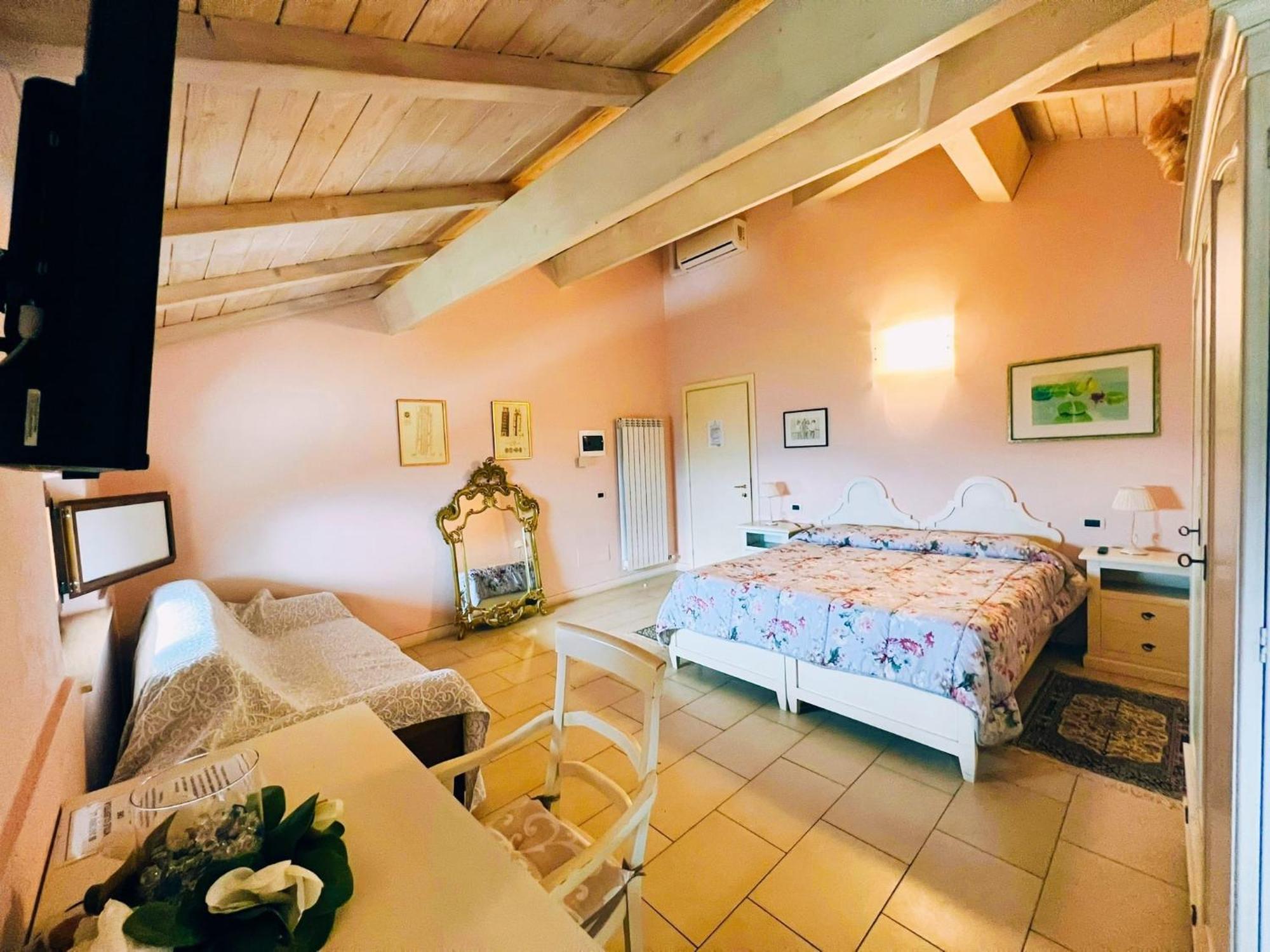 Borgo Degli Aranci Aparthotel San Giuliano Terme Exterior photo
